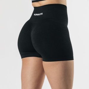 Alphalete amplify shorts